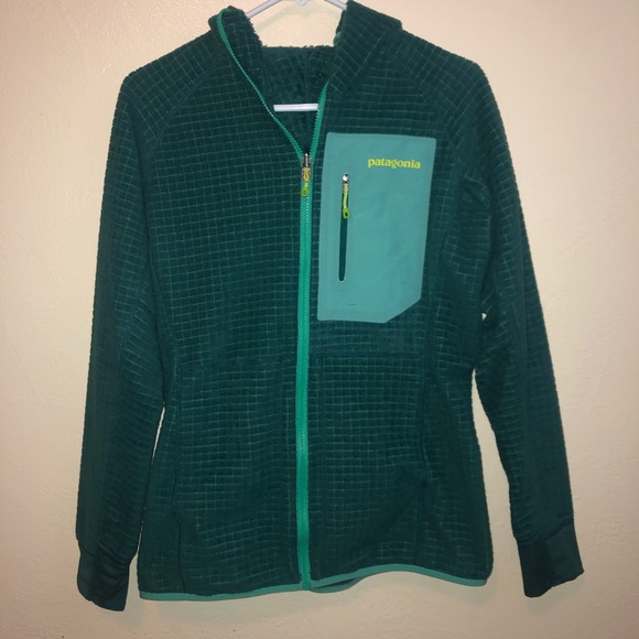 Patagonia Jackets & Blazers - Patagonia reversible zipper hoodie - Medium
